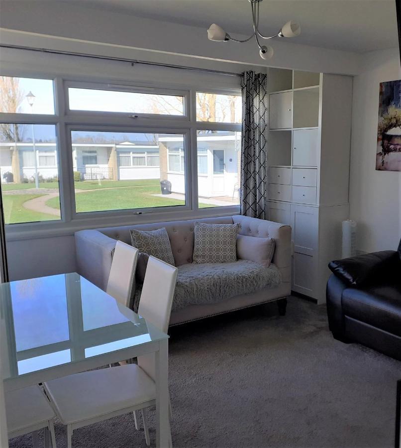 Fabulous 2 Bedroom Dog Friendly Chalet 5 Min Walk To Beach, Nr Gt Yarmouth & Norfolk Broads Scratby Экстерьер фото